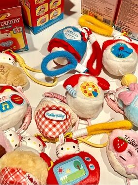 Hello Kitty bag charm